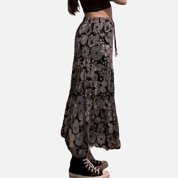 Maxi Floral Skirt - Picture 2 of 3